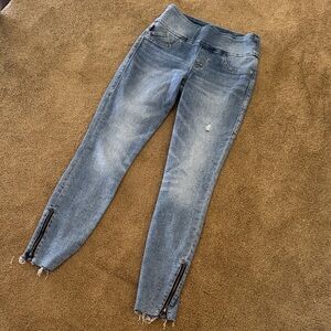 Rock & Republic Distressed Blue Fever Pull On Skinny Jeans Size 2M